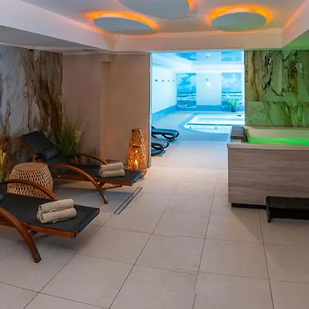 Hotel Szafir 3*