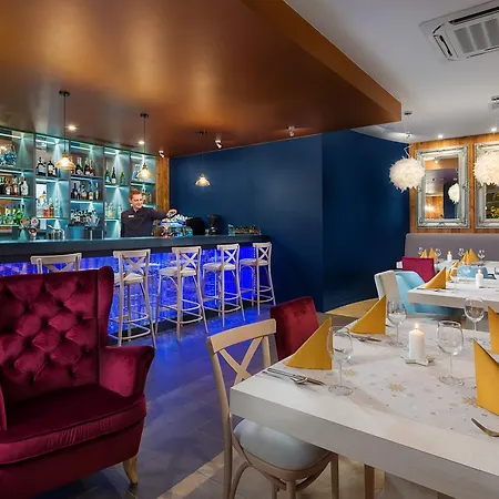 Szafir Jastrzębia Góra